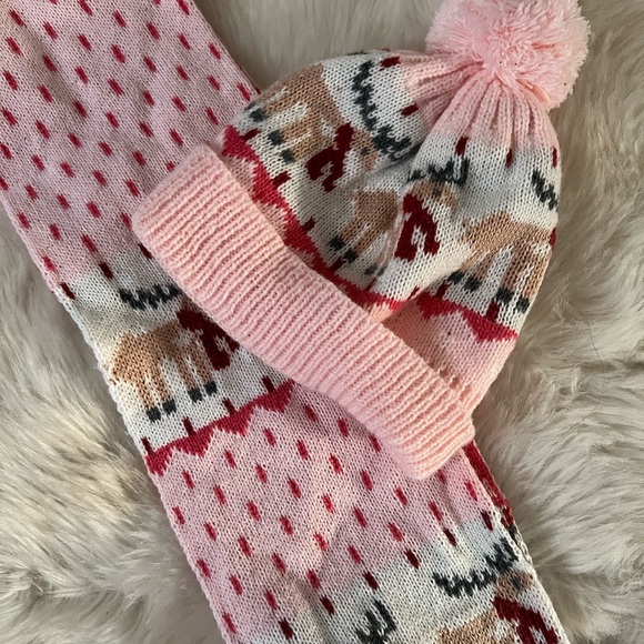 Toddler girl hat and scarf set - Picture 5 of 6